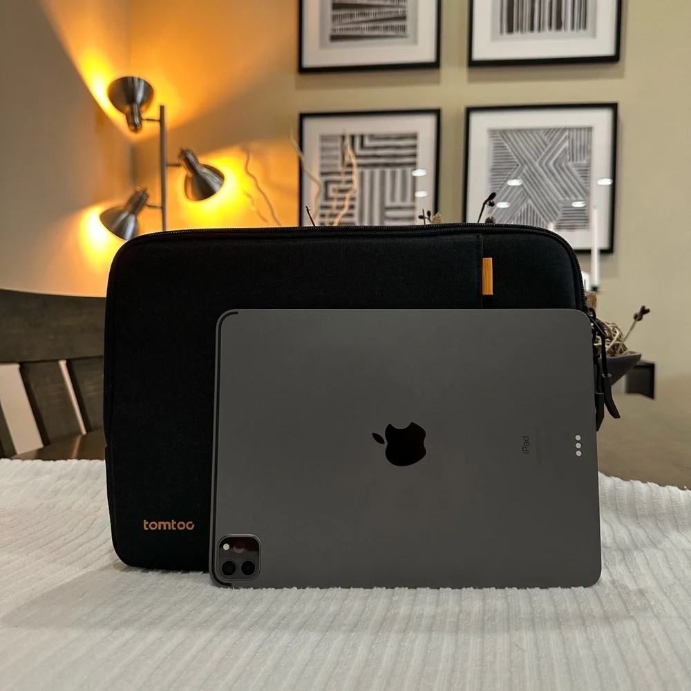 TomToc Sleeve ( iPad not included) Ipad 11 inch for actual size reference